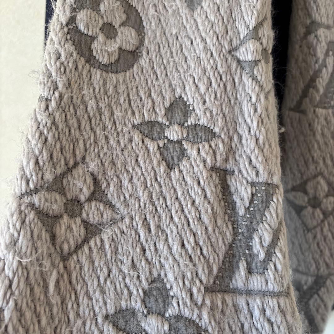 LOUIS V UITTONマフラー