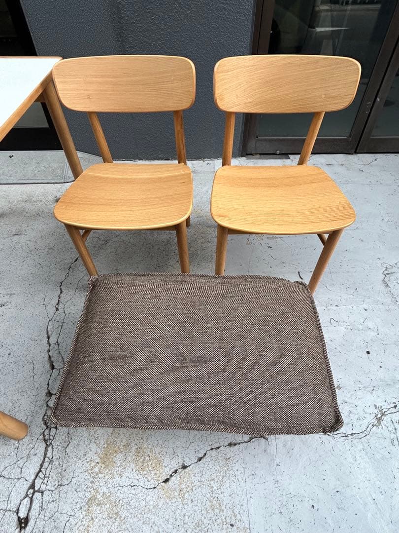 美品　無印　ダイニングセット　メラニン天板　ラウンドチェア2脚　オットマン付き