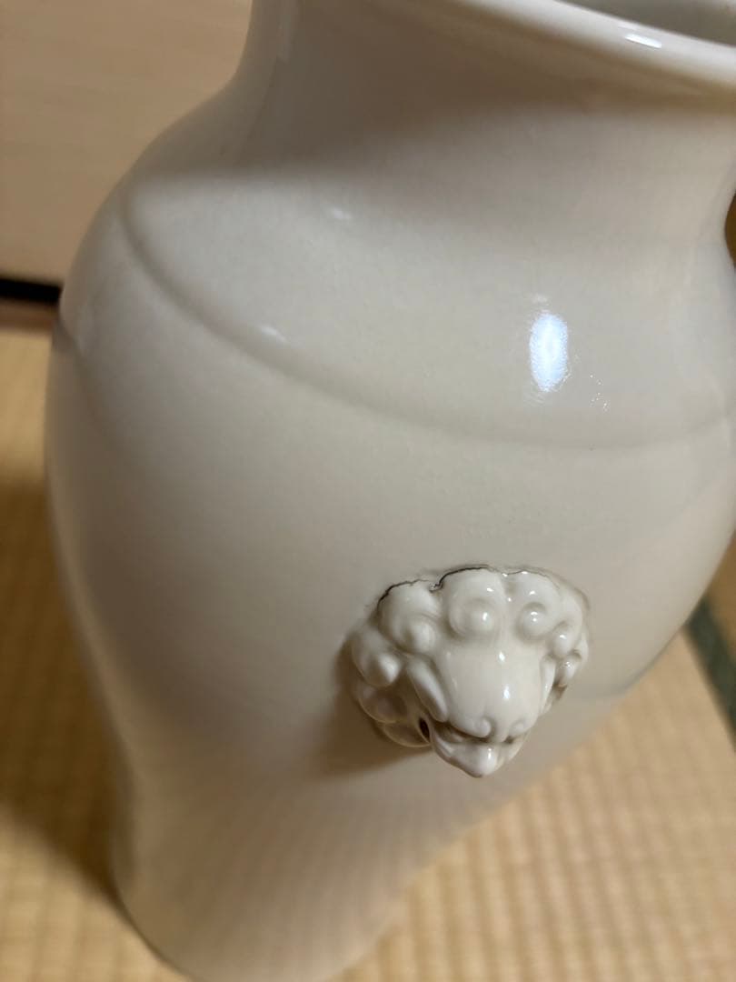 清時代　中国古美術　骨董品　唐物 白磁獅耳花瓶 壺 徳化窯