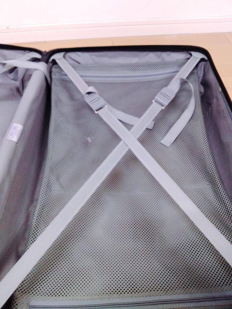 【リモワ 限定version SALSA DELUXE 】