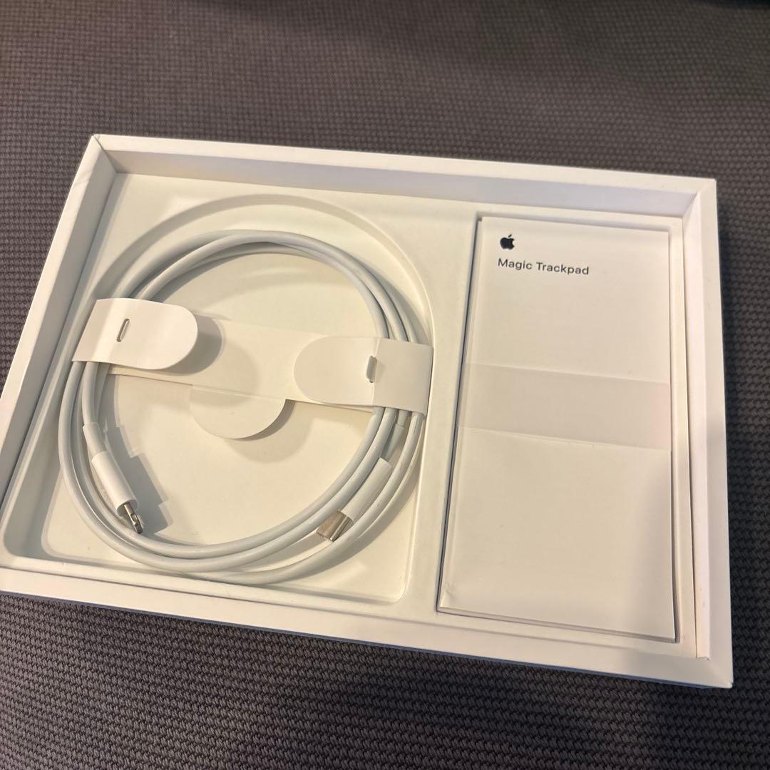 Magic Trackpad ホワイト USB-Cケーブル付き