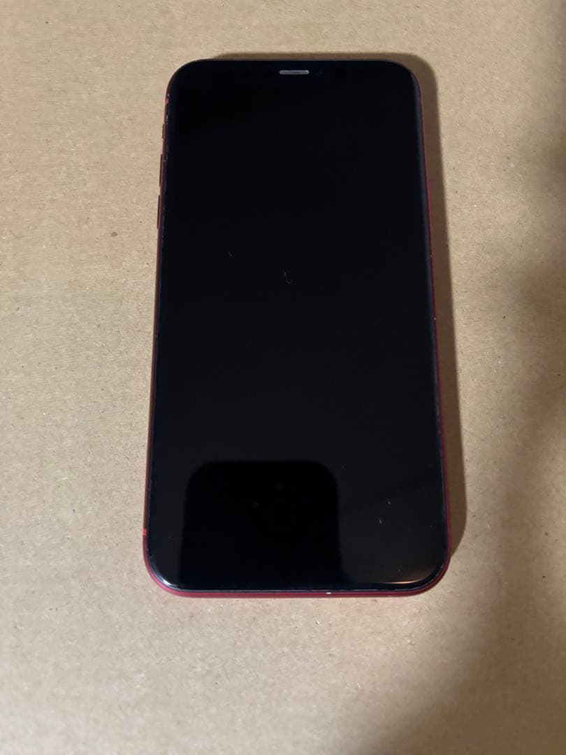 ★iPhone XR★SIMフリー⭐︎美品⭐︎eSIM入⭐︎送料込⭐︎apple スマホ