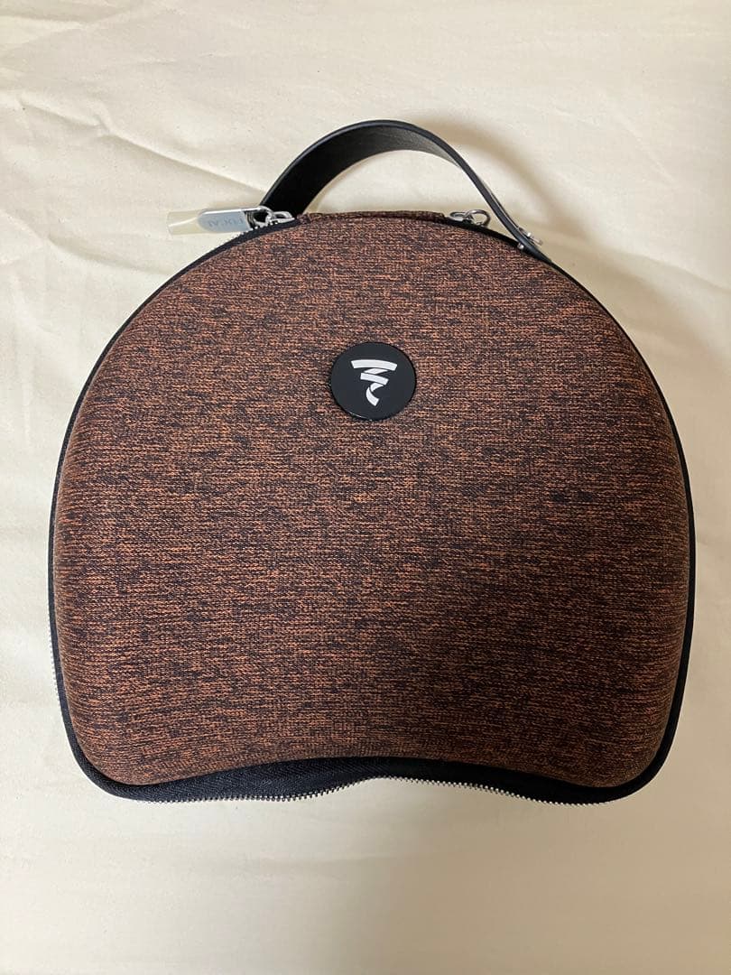 Focal Stellia 非喫煙　ペットなし　付属品付き