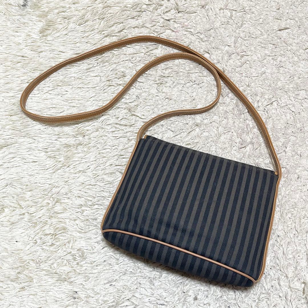 【良品】フェンディ　ショルダーバッグ　ポシェット　レザー　キャンバス　ペカン柄