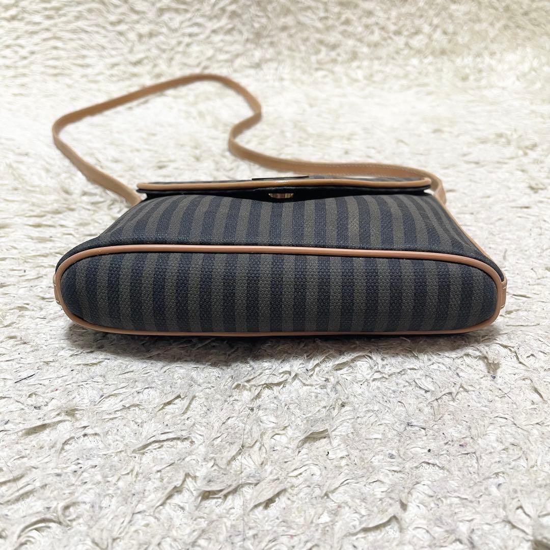 【良品】フェンディ　ショルダーバッグ　ポシェット　レザー　キャンバス　ペカン柄