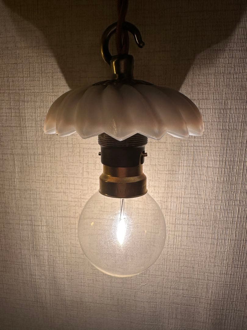 20年代 フランス アンティーク オパリンミルクガラスの螺旋模様アトリエランプ＊