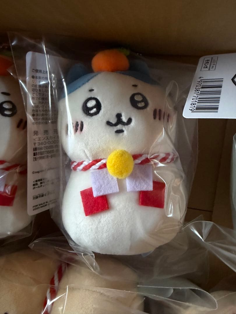 ちいかわ　おもちもちもちマスコット　郵便局　お正月　鏡餅　かがみもち6つセット