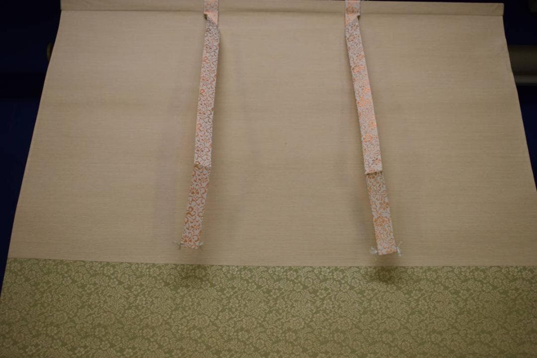 真作/中島光輪/椿の海辺図/桐共二重箱付/布袋屋掛軸HH-851