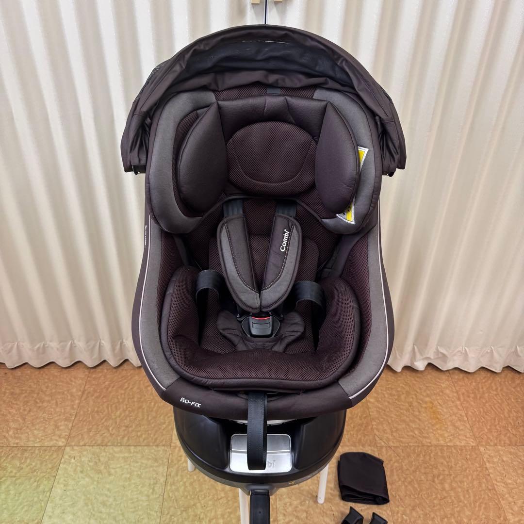 クリーニング済☆綺麗☆コンビ　新生児OK　クルムーヴ　スマート　ISOFIX　全