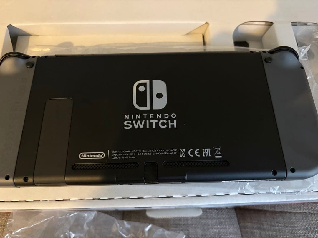 Nintendo Switch 本体 スイッチ　任天堂