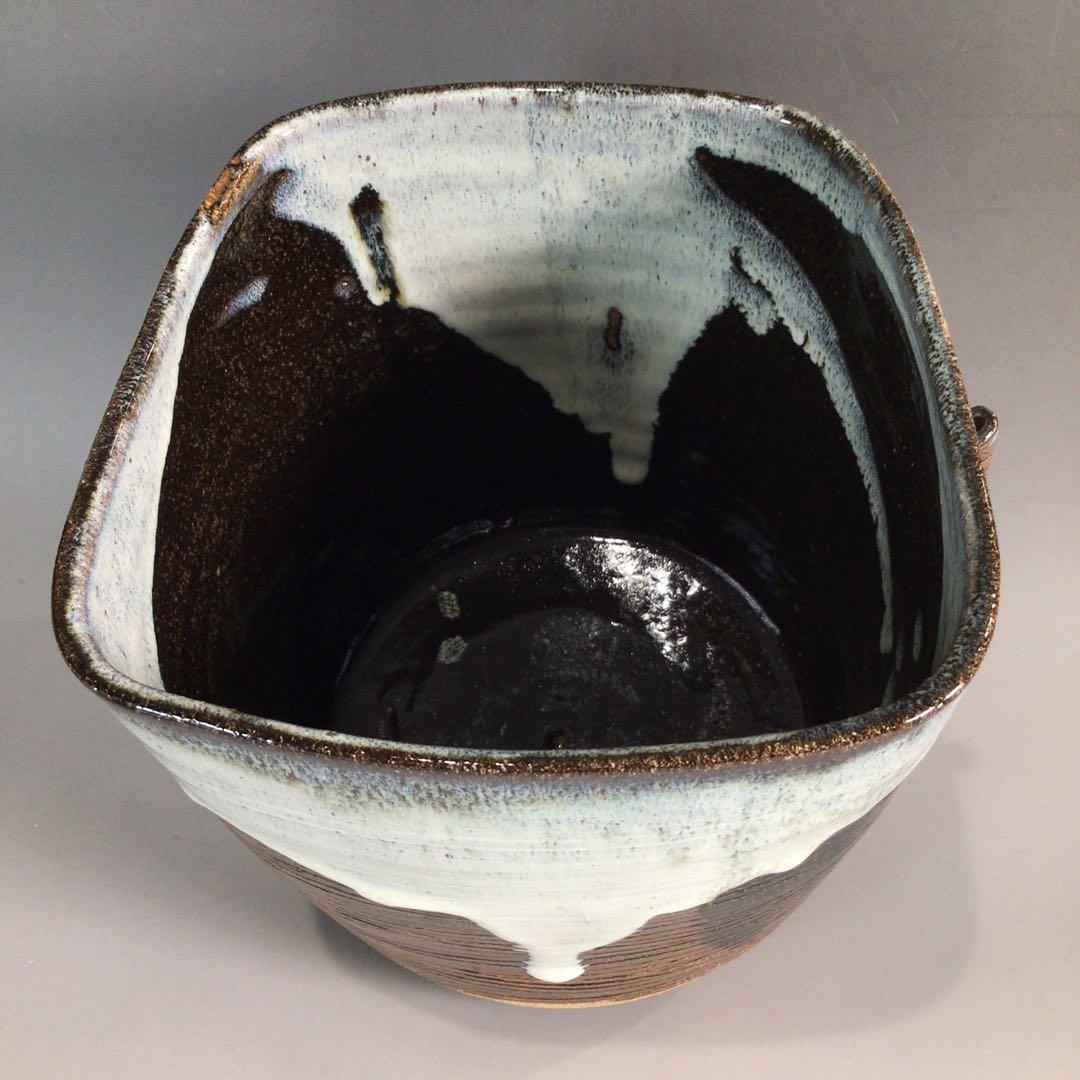 Ｐ１４６　水指　『高取焼』『笹山登古造』『耳付水指』　共箱　茶道具