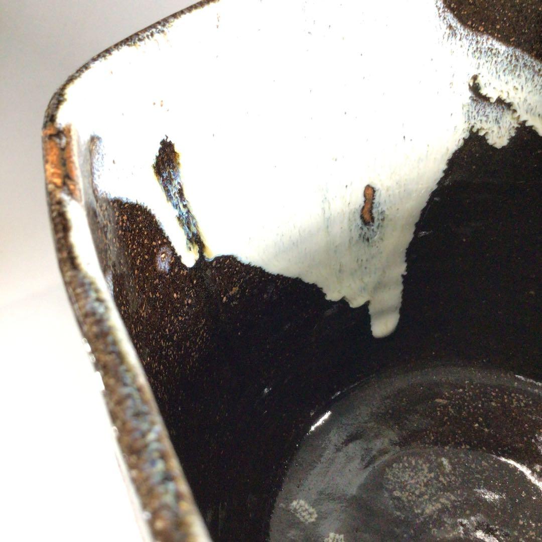 Ｐ１４６　水指　『高取焼』『笹山登古造』『耳付水指』　共箱　茶道具