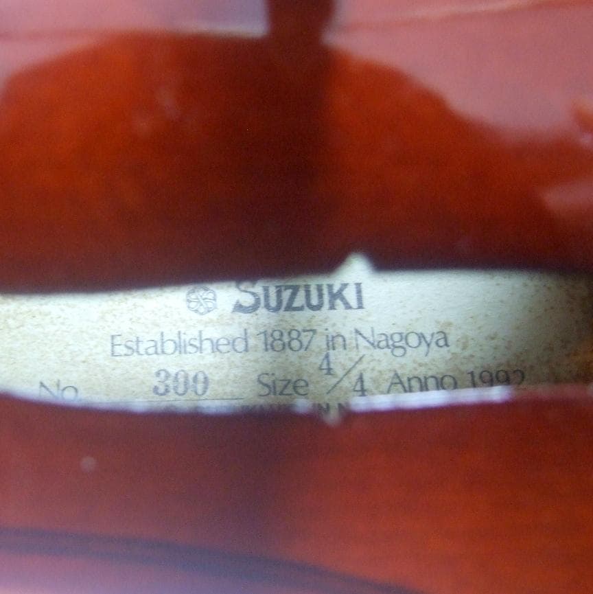 鈴木バイオリン 4/4 No300 1992年製 弓 ケース 美品 メンテ済