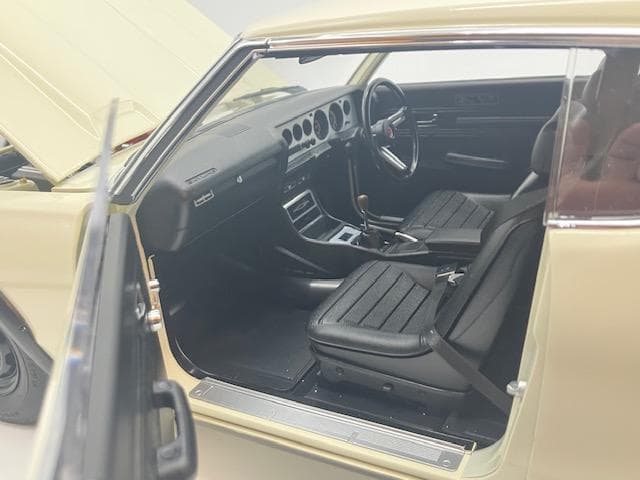 デアゴスティーニ　スカイライン2000GT-R【KPGC110 】ケンメリ完成品