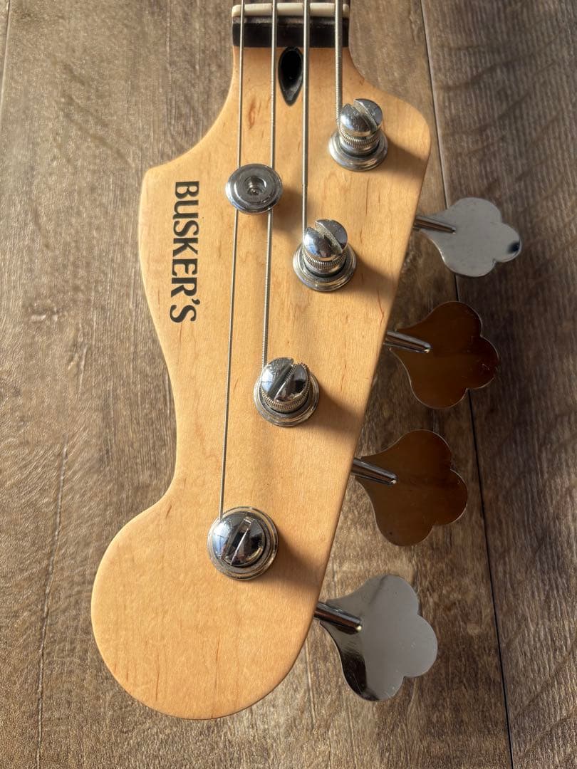 バスカーズ　ベース　エレキベース　オマケ付き！