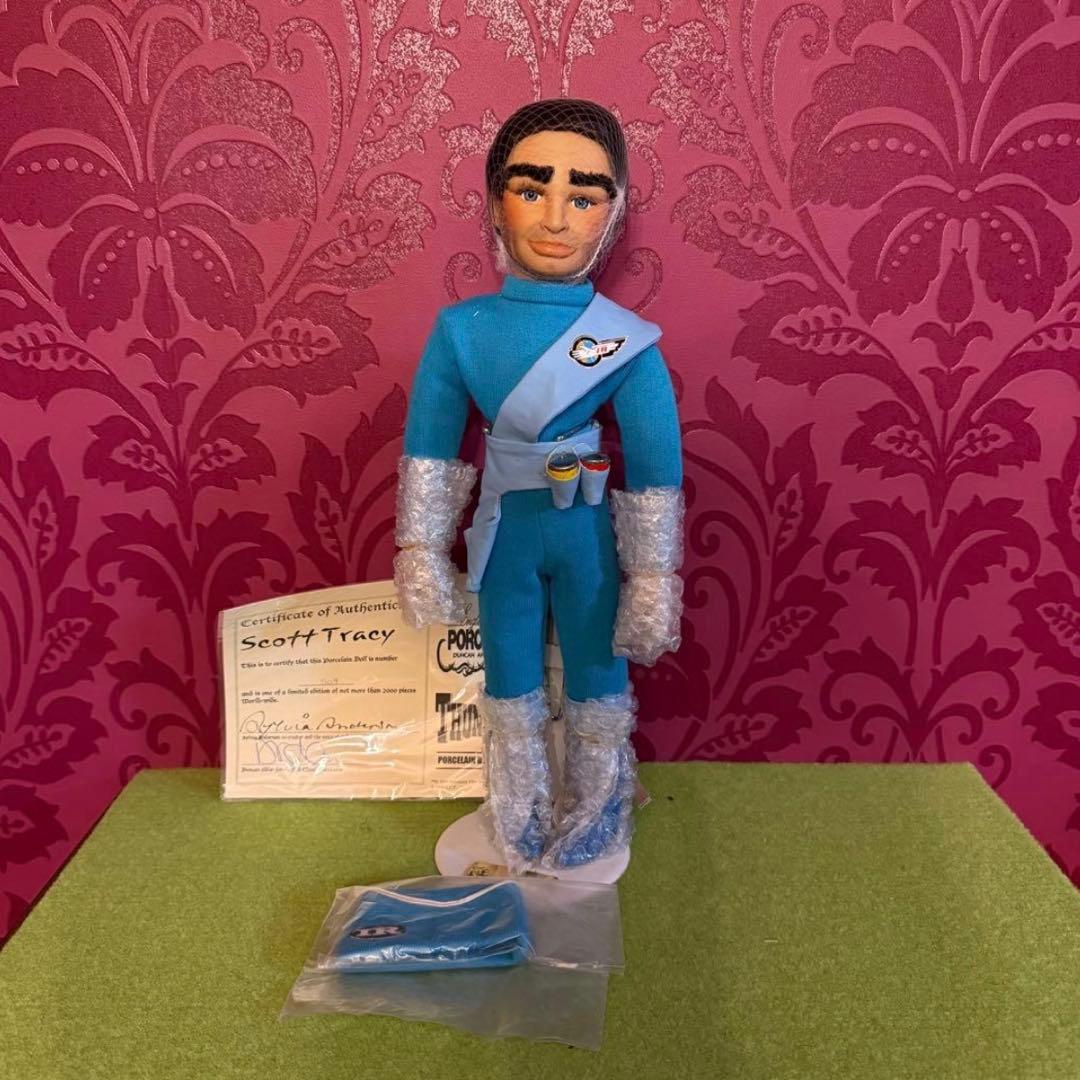 新品未使用　2000個限定　サンダーバード パーカー &スコット・ポーセリン