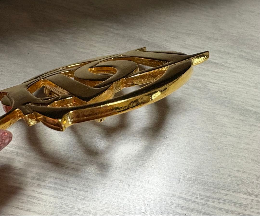 美品 Christian Dior ゴールドロゴブローチ エンブレム ディオール