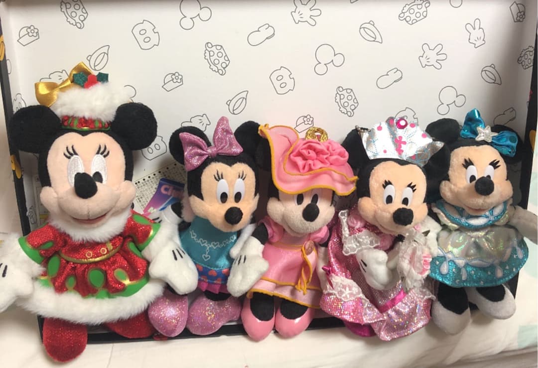 ディズニー　ミニー　ぬいぐるみバッジ　2