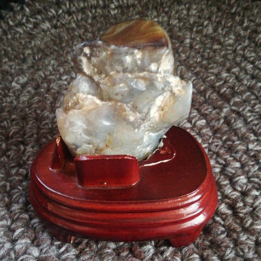 チベット仏教大きめ天然メノウ専用台座付き