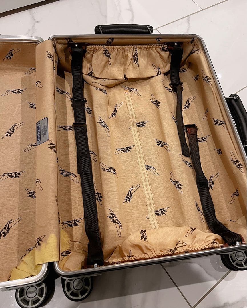 [お値下げ依頼済] 希少 RIMOWA リモワ CLASSIC キャビンS