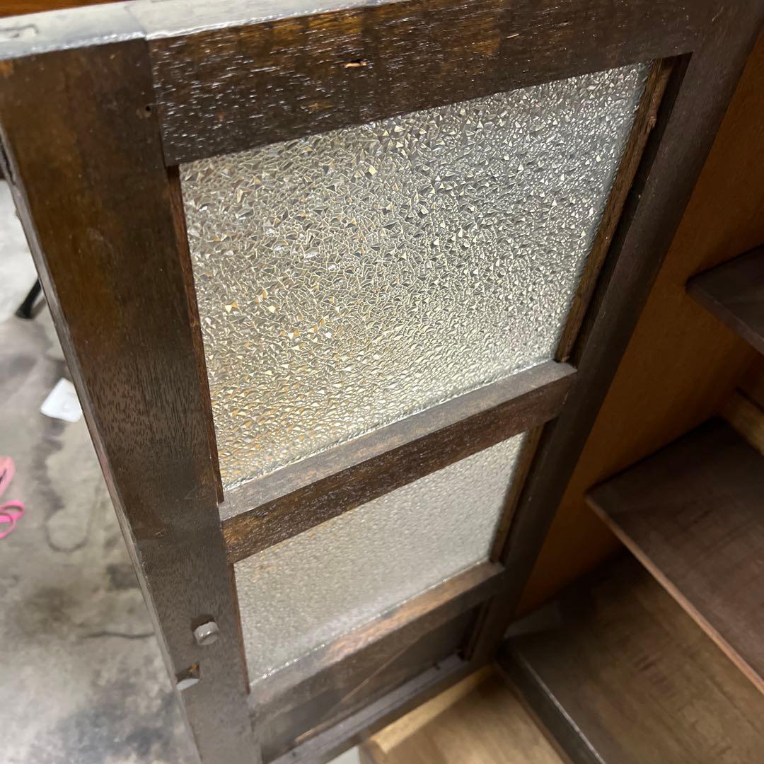アンテーク様 木製キャビネット ガラス扉付き 引き出し2つ