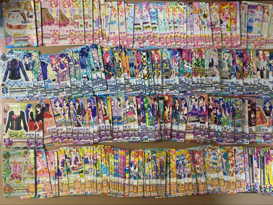 初期アイカツ 大量まとめ売り　コーデ完成多数 約200枚セット