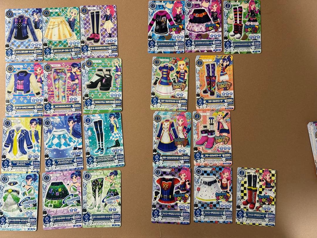 初期アイカツ 大量まとめ売り　コーデ完成多数 約200枚セット