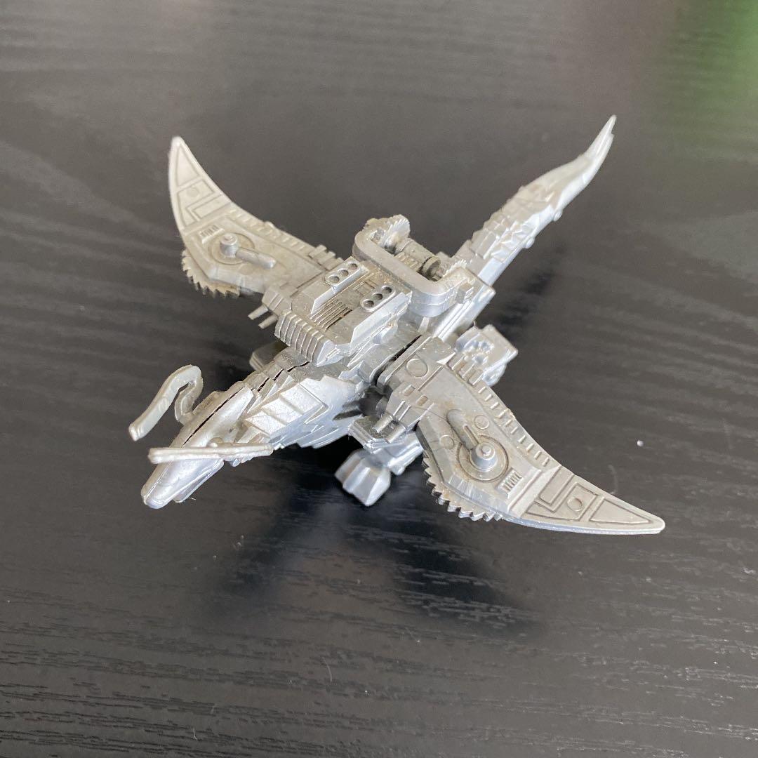 ギルベイダー　手乗りサイズ　ZOIDS