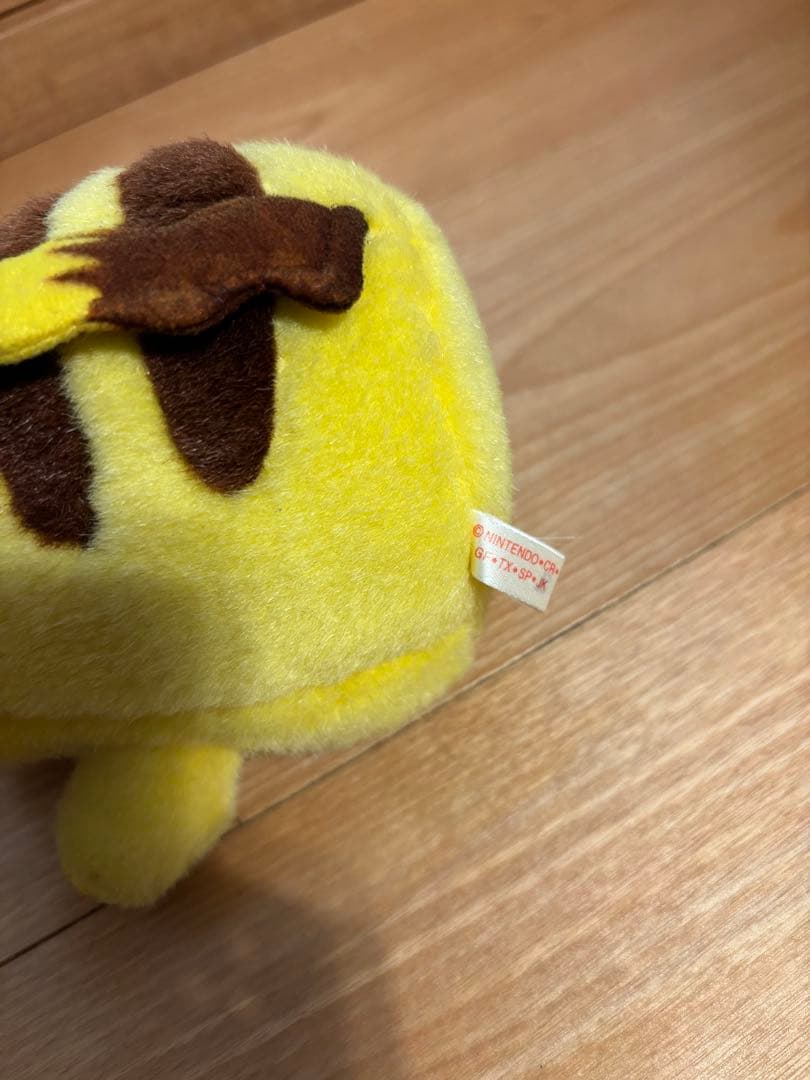 ポケモン ぬいぐるみ TOMY ピカチュウ