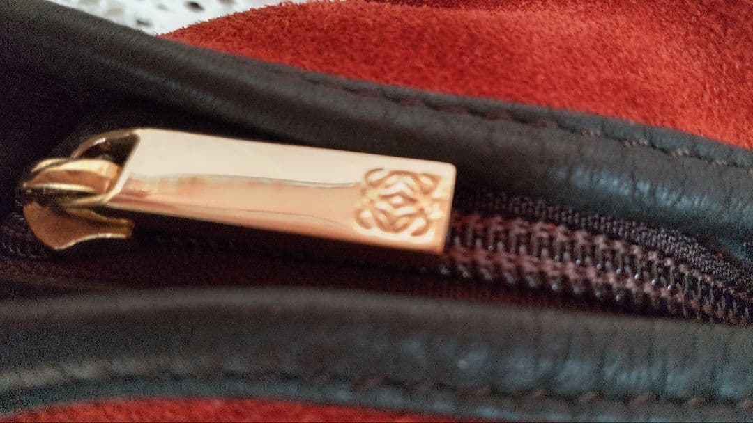 ロエベ ショルダ―バック