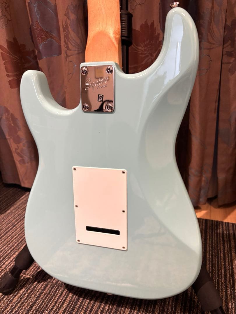 水色のSquier ストラト美品
