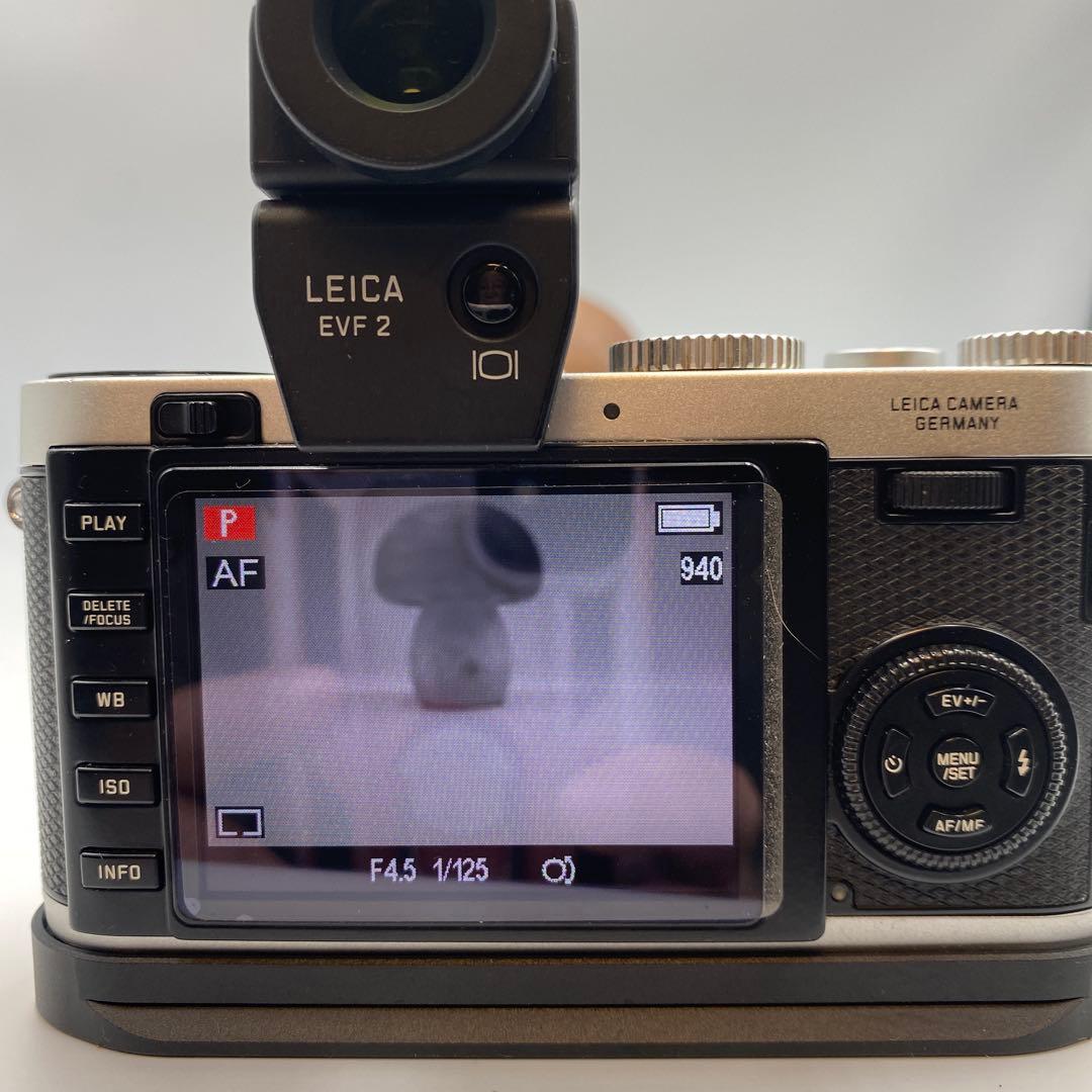 ライカx２とビューファインダー付属　美品