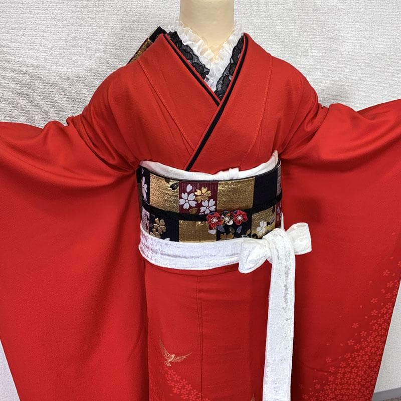 509z4.508y7.小物類.407u7.足袋〇斉藤三才 振袖 シンプル 金糸