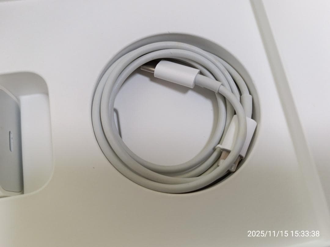 iPad 10.2インチ Wi-Fi 32GB ゴールド 2020年モデル