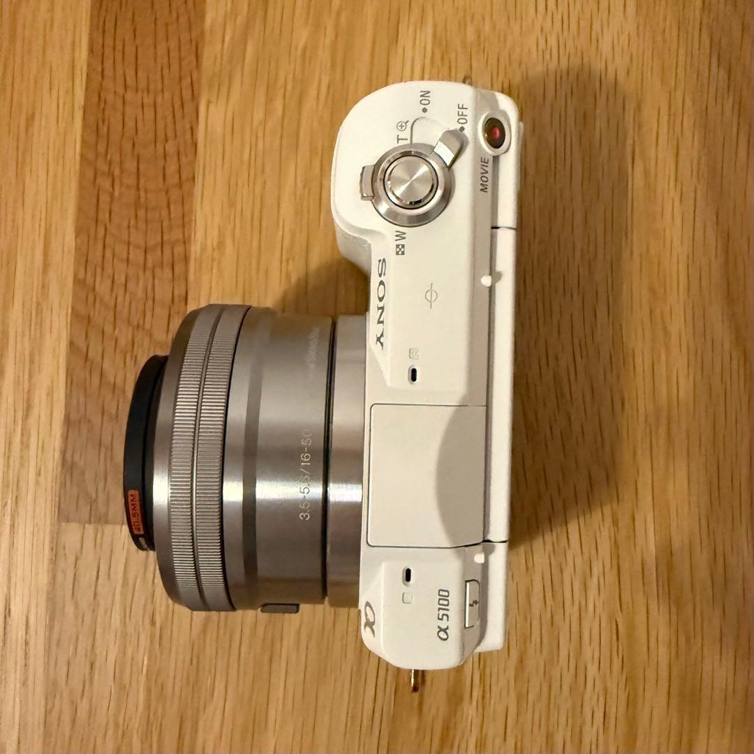 SONY α5100 ミラーレスカメラ 本体・レンズ・バッテリー付き