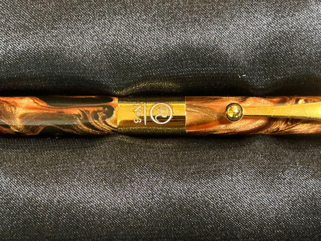 【限定】ＲＯＭＥＯ　ロメオ　Ｎｏ．３ボールペン細軸　オーリックアンバー