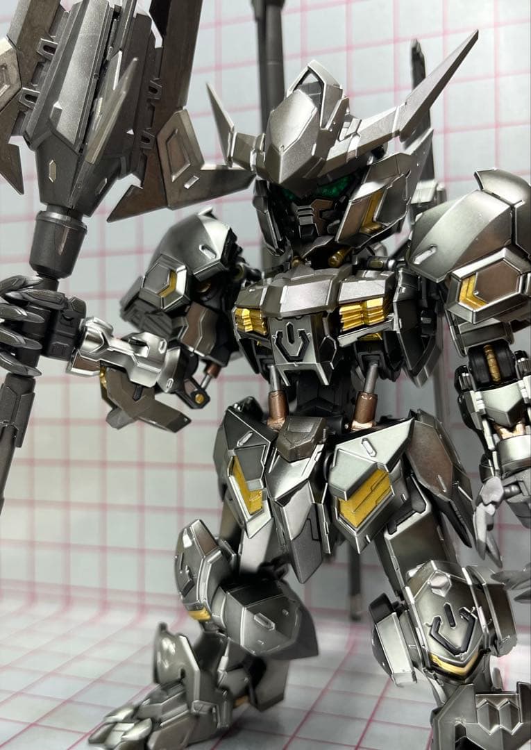 MGSD ガンダムバルバトス　アイアンブラッドコーティング　完成品
