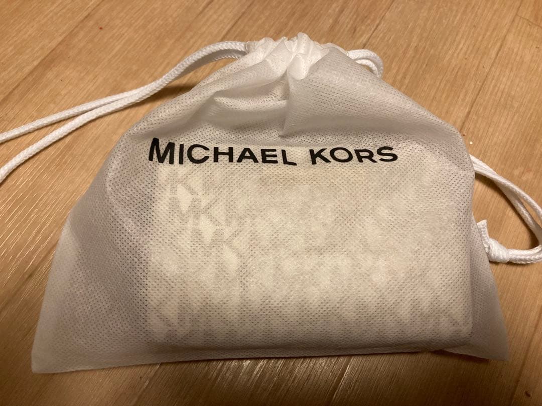 MICHAEL KORS 二つ折り財布 MKロゴ　新品未使用品