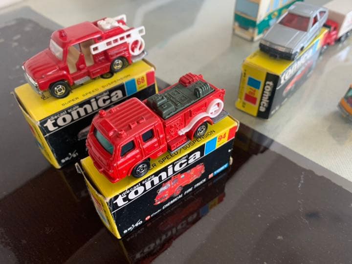 【お値引き検討します】トミカ ミニカー黒箱日本製。