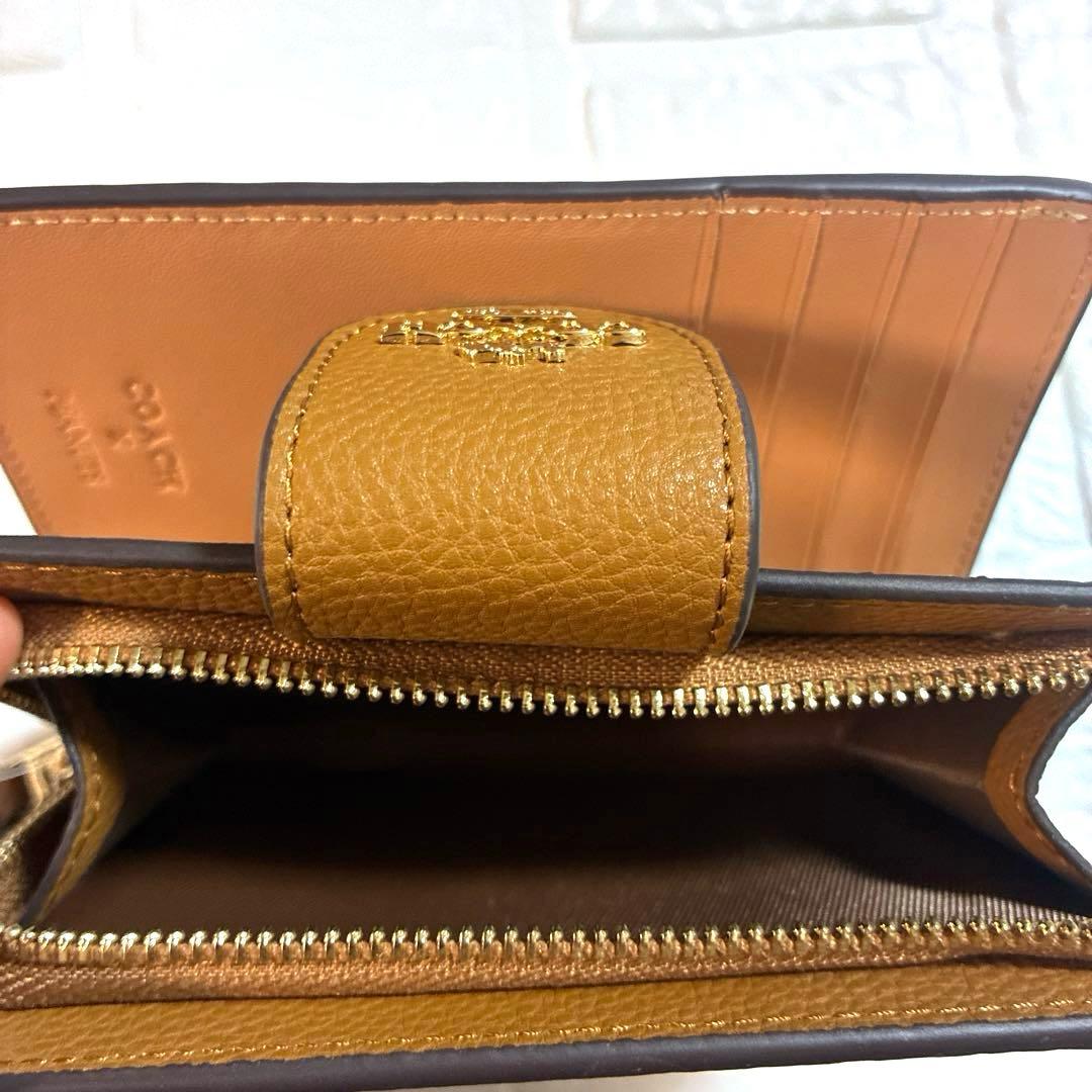 COACH スヌーピー柄 二つ折り財布 ✨新品未使用✨箱保存袋付き
