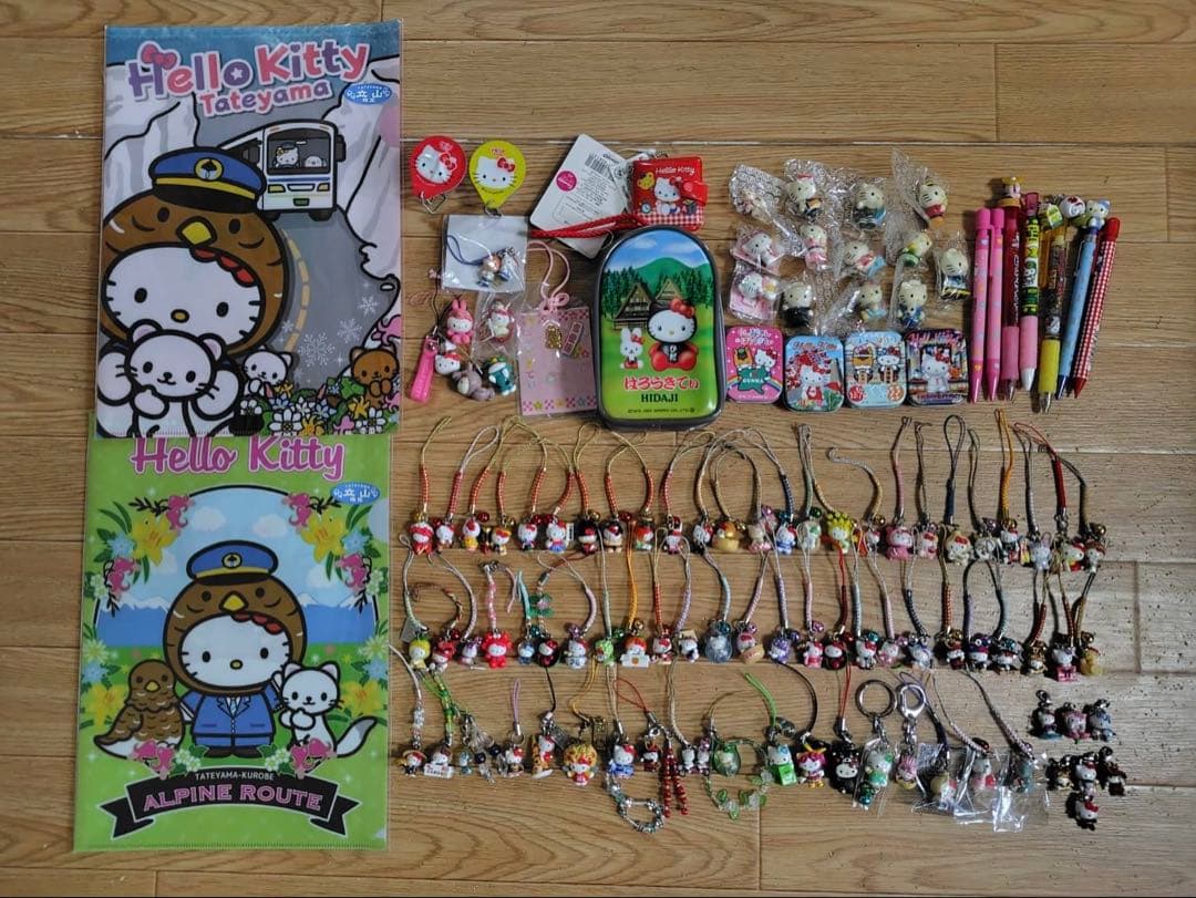 ハローキティ　根付け　ボールペン　ファイル　など 112点　#12