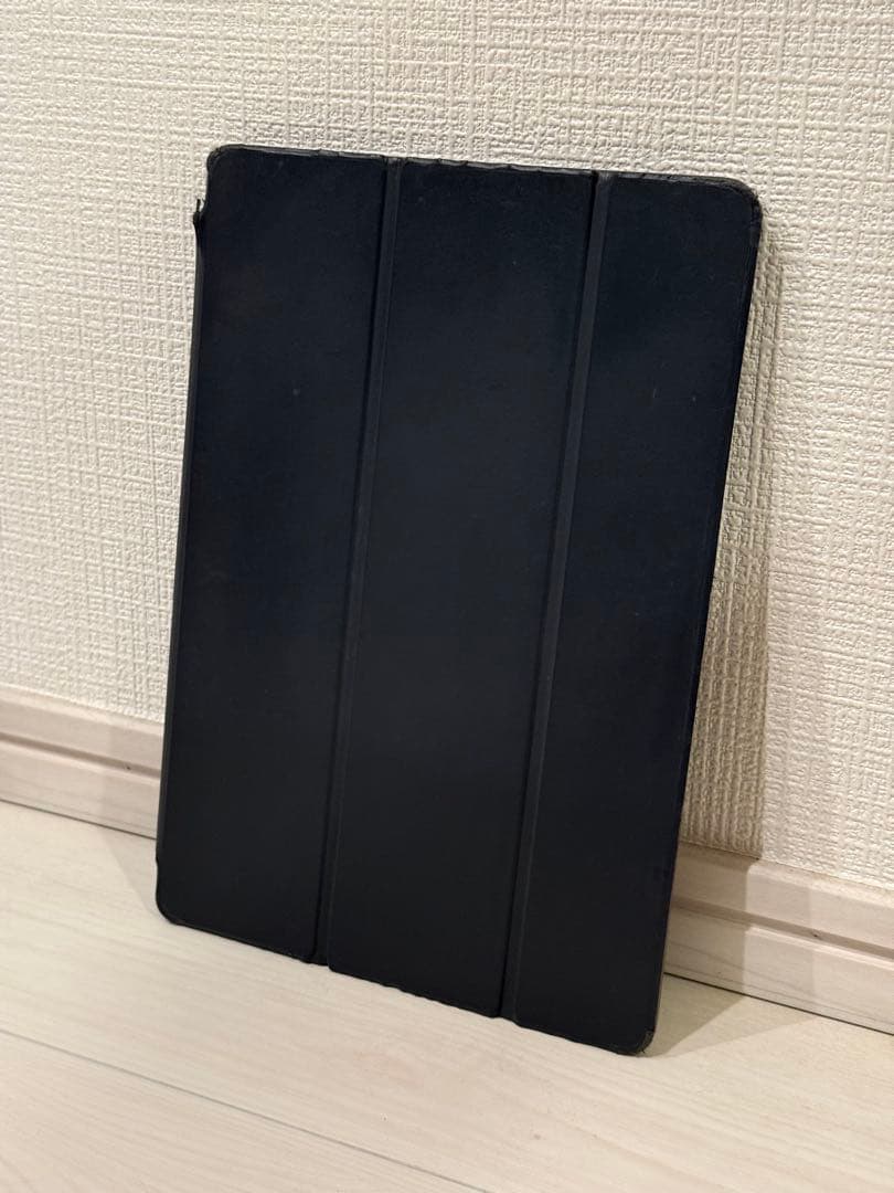 『美品』iPad 第7世代 Wi-Fiモデル 32GB スペースグレイ/カバー付