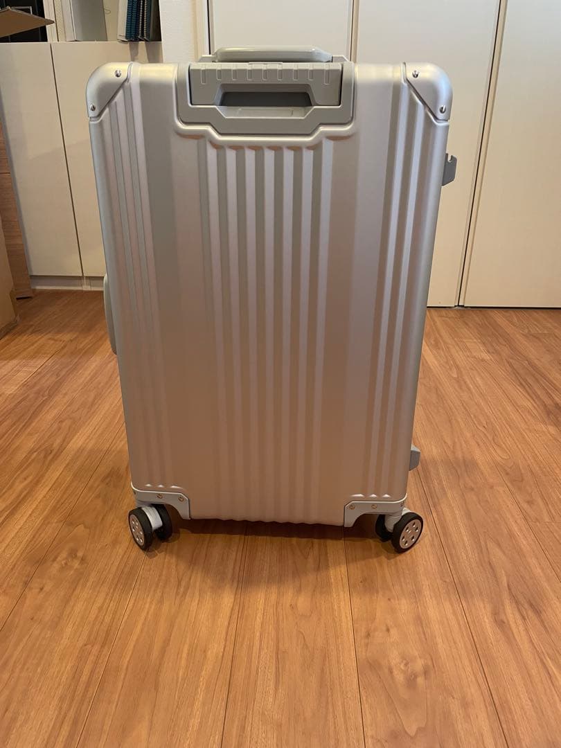 【新品未使用】メルセデスベンツ　65L スーツケース