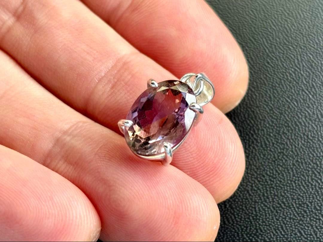 A-m　愛と光のクリスタル　幻のプレミアムナチュラルバイカラーアメトリン