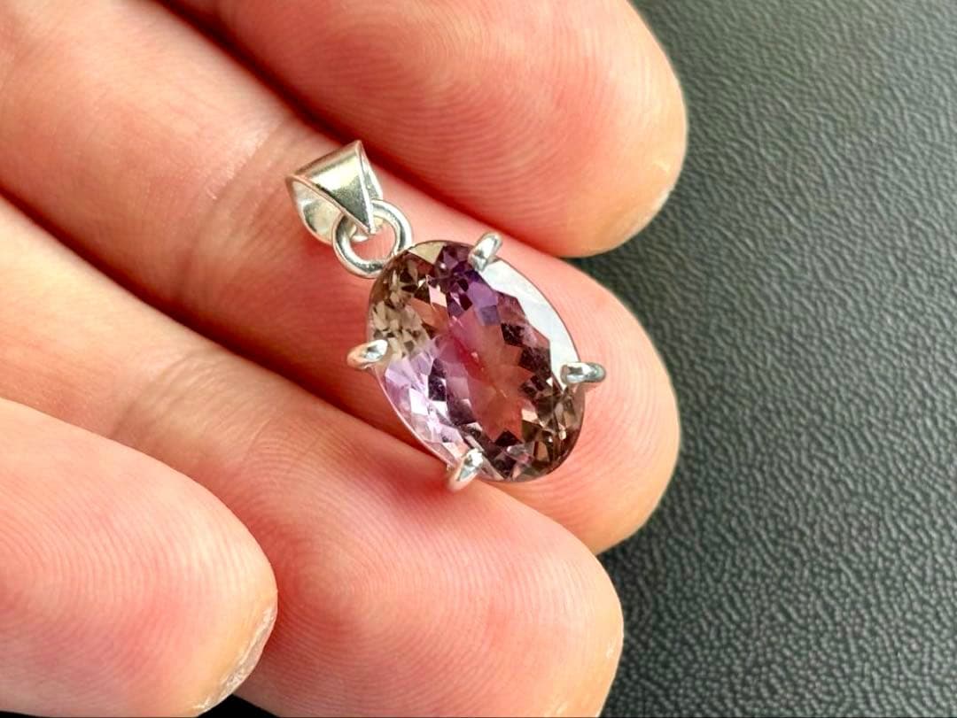 A-m　愛と光のクリスタル　幻のプレミアムナチュラルバイカラーアメトリン