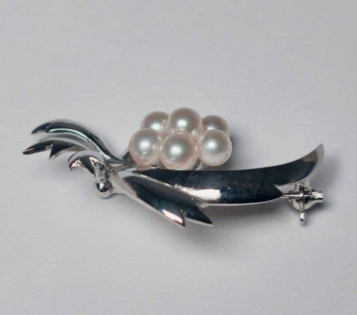 【美品 最高級!!】ミキモト ブローチ パール フォーマル 6珠 皇室御用達