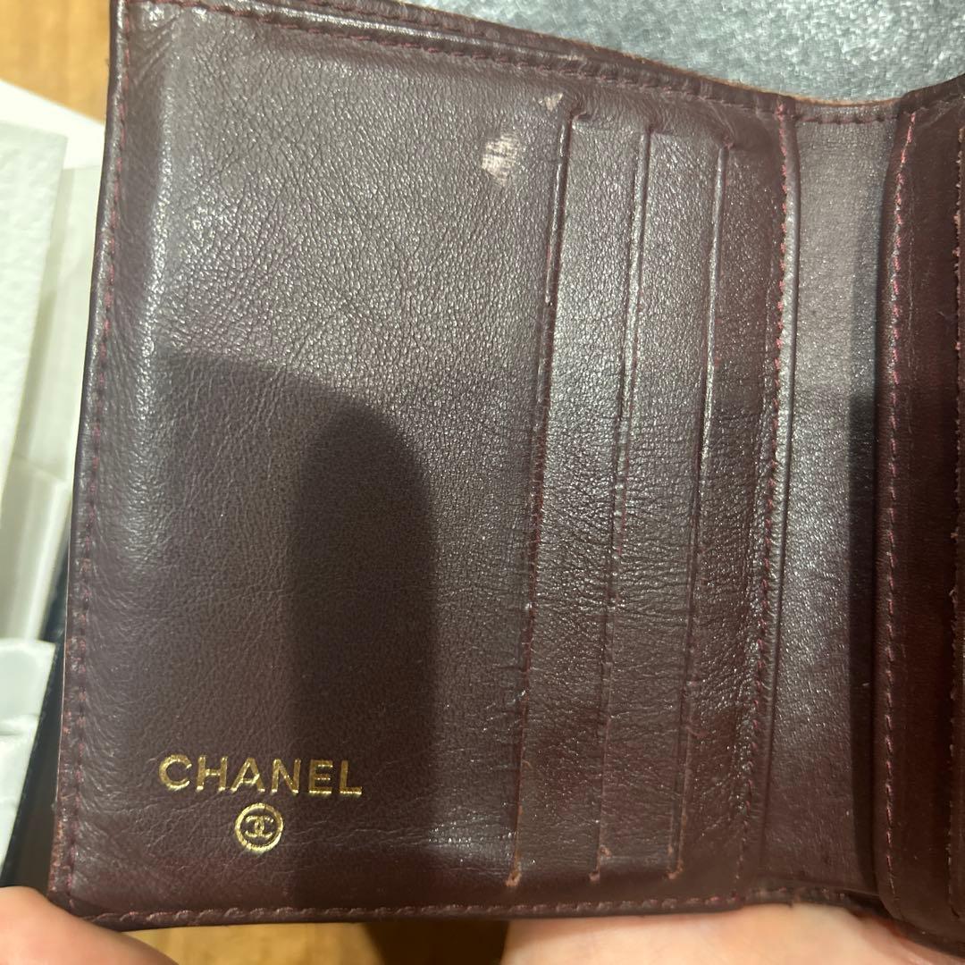 シャネル マトラッセ　キャビアスキン　財布