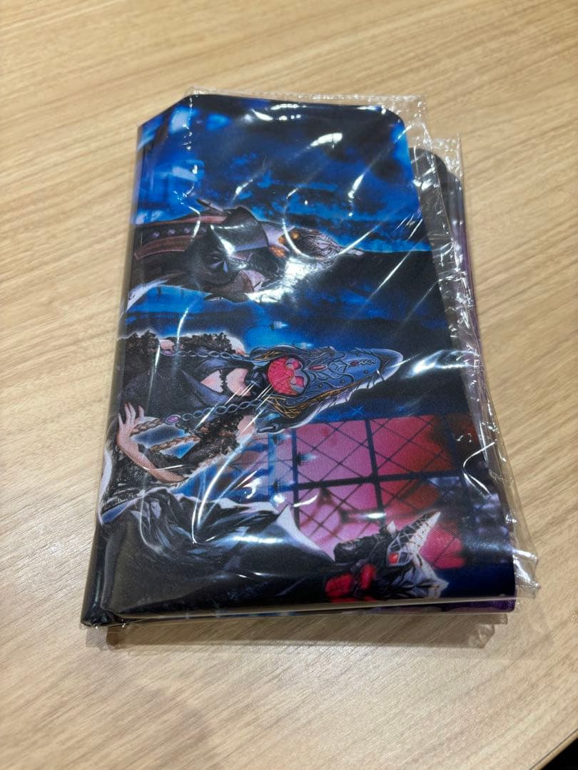 ガンバレジェンズ 仮面ライダーガヴ ストマック家 プレイマット 宝箱