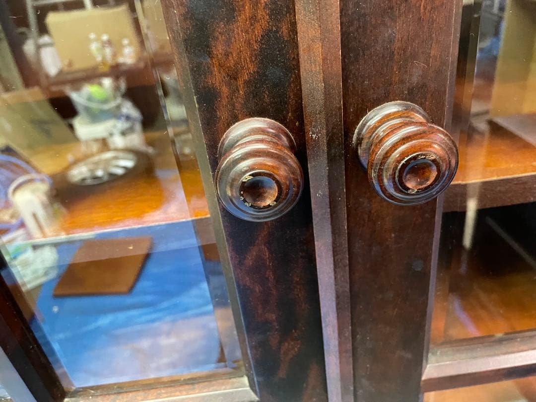 北海道民芸家具　ガラス扉キャビネット　食器棚