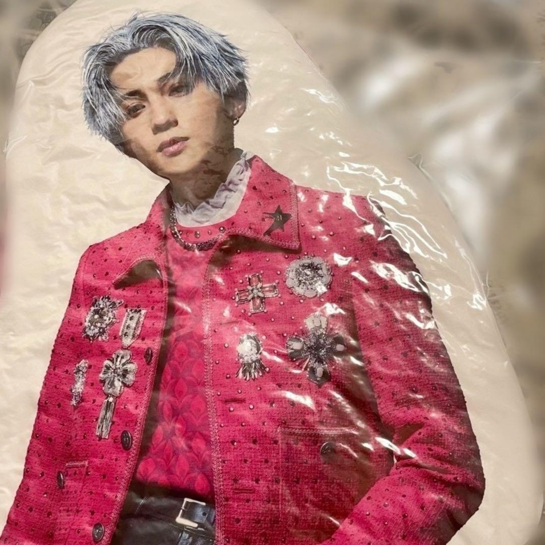 BOT ダイカットクッション・タオル　八木勇征